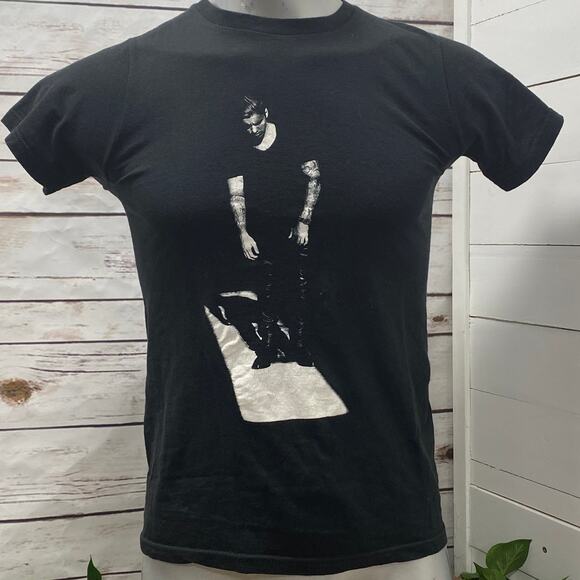 Justin Bieber Imposter Tatted Up Black White Image T-Shirt Fever Teen Crush Boy - Picture 1 of 5